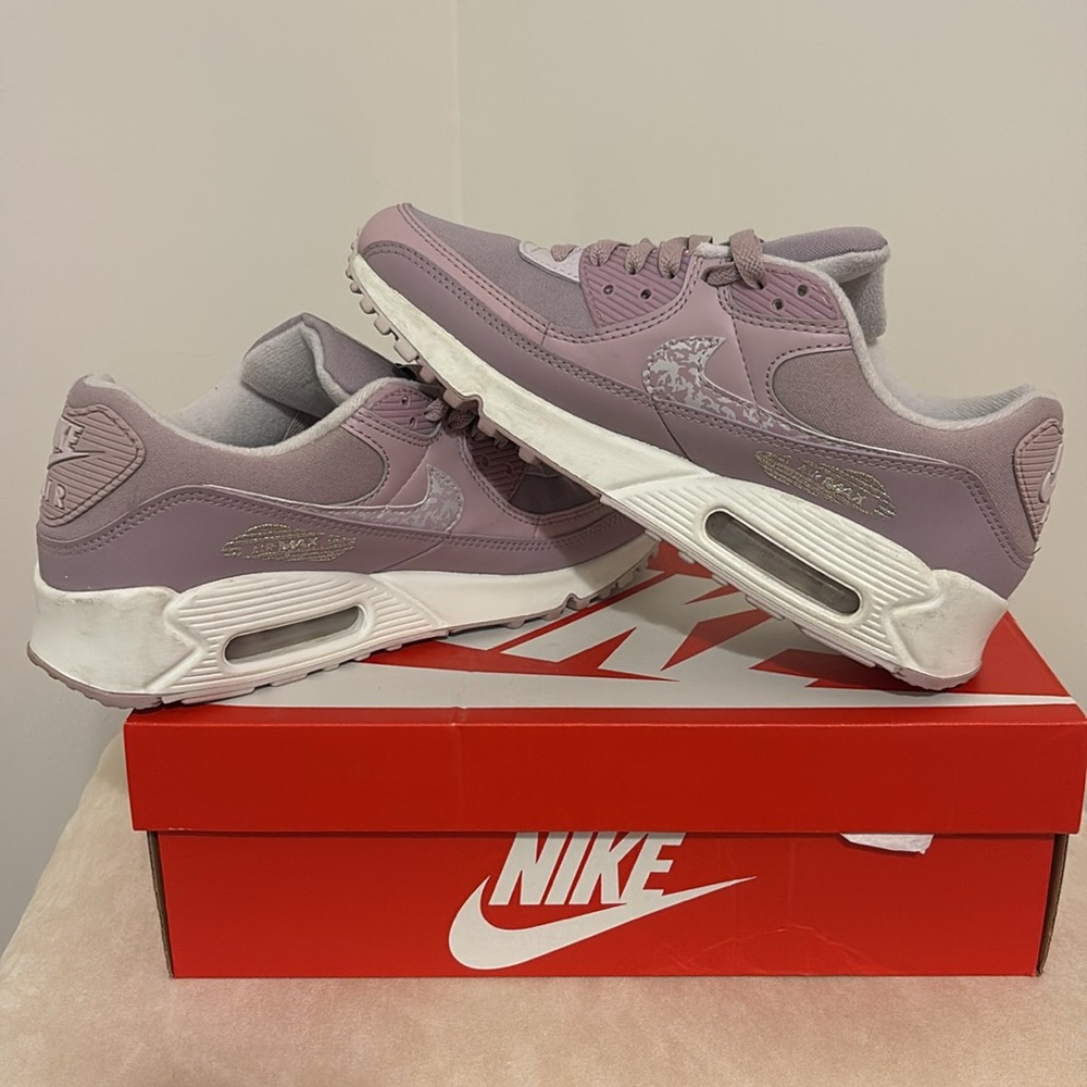 Nike Women's Air Max 90 Purple Sneakers - Picture 4 of 5